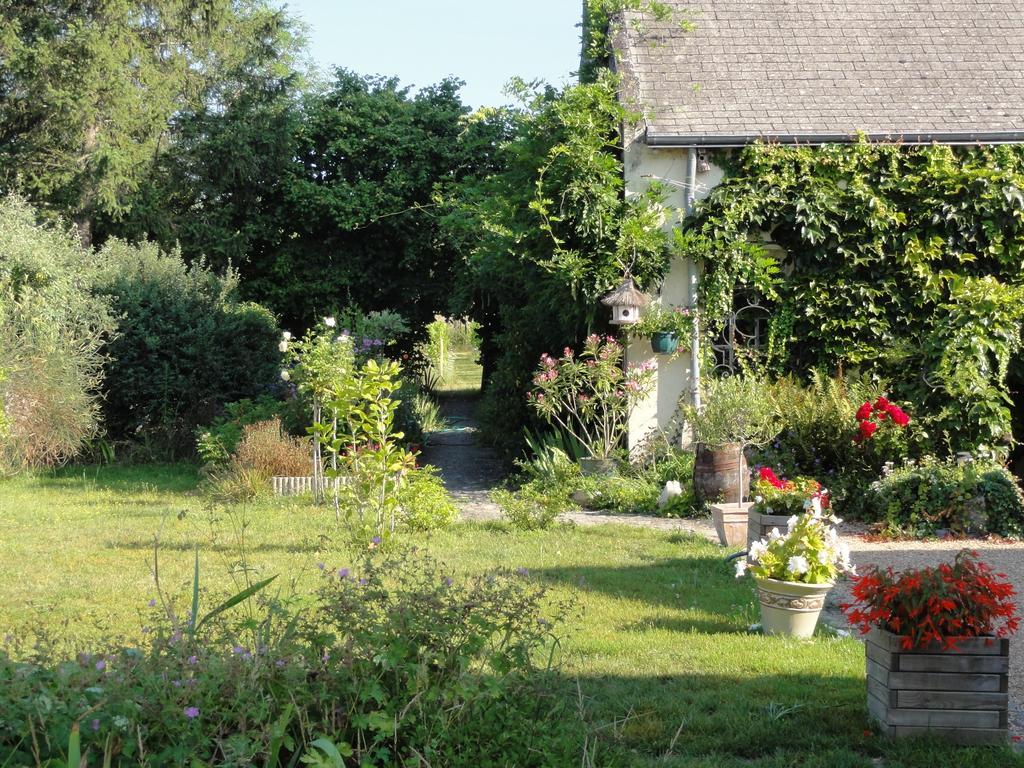 Le Clos Des Berengeries Saint-Patrice Exterior photo