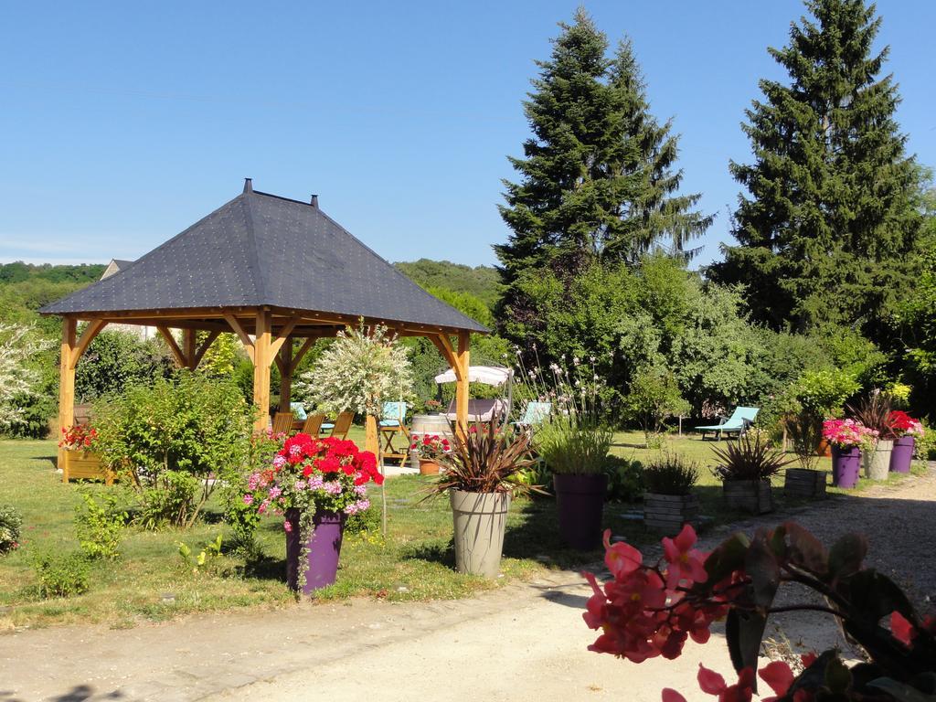 Le Clos Des Berengeries Saint-Patrice Exterior photo